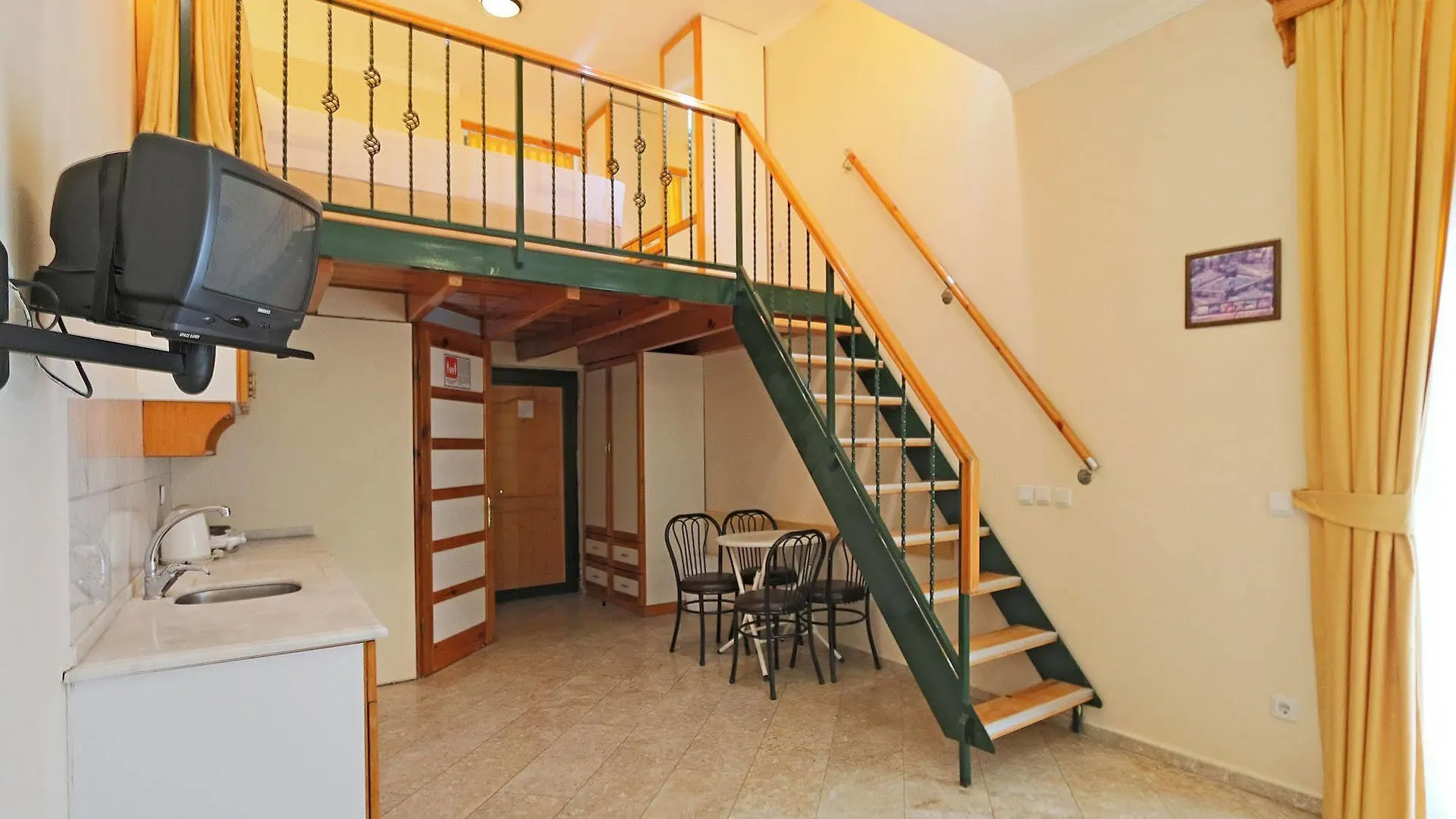Green House Apart Hotel Gumbet 3*,